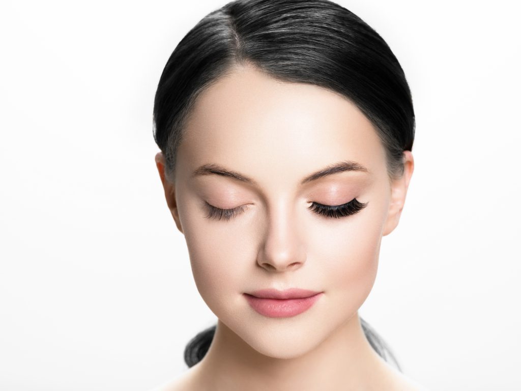 наращивание ресниц